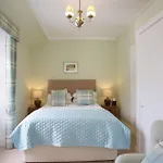 Dunmurray Lodge Guesthouse And Loft Apartment