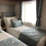 Luxury 2 Bedroom Caravan In Stunning Location