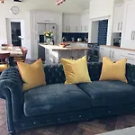 Gardeners Cottage