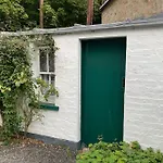 Knockfarrie Cottage