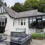 Morar Lodge