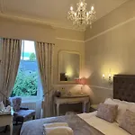 Wellwood Manor