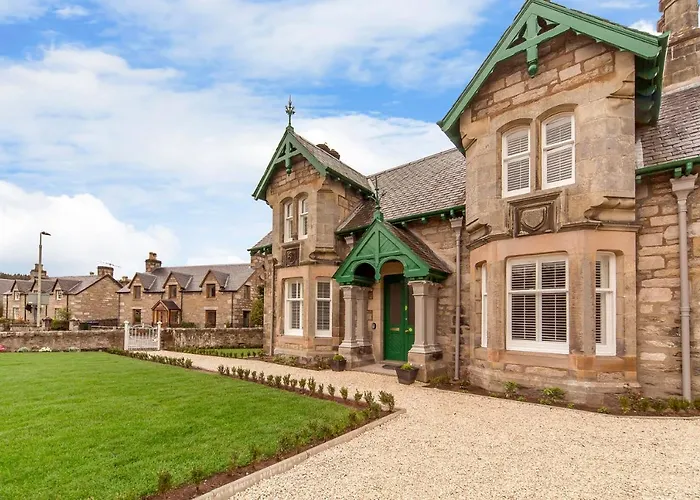 Inveresk House