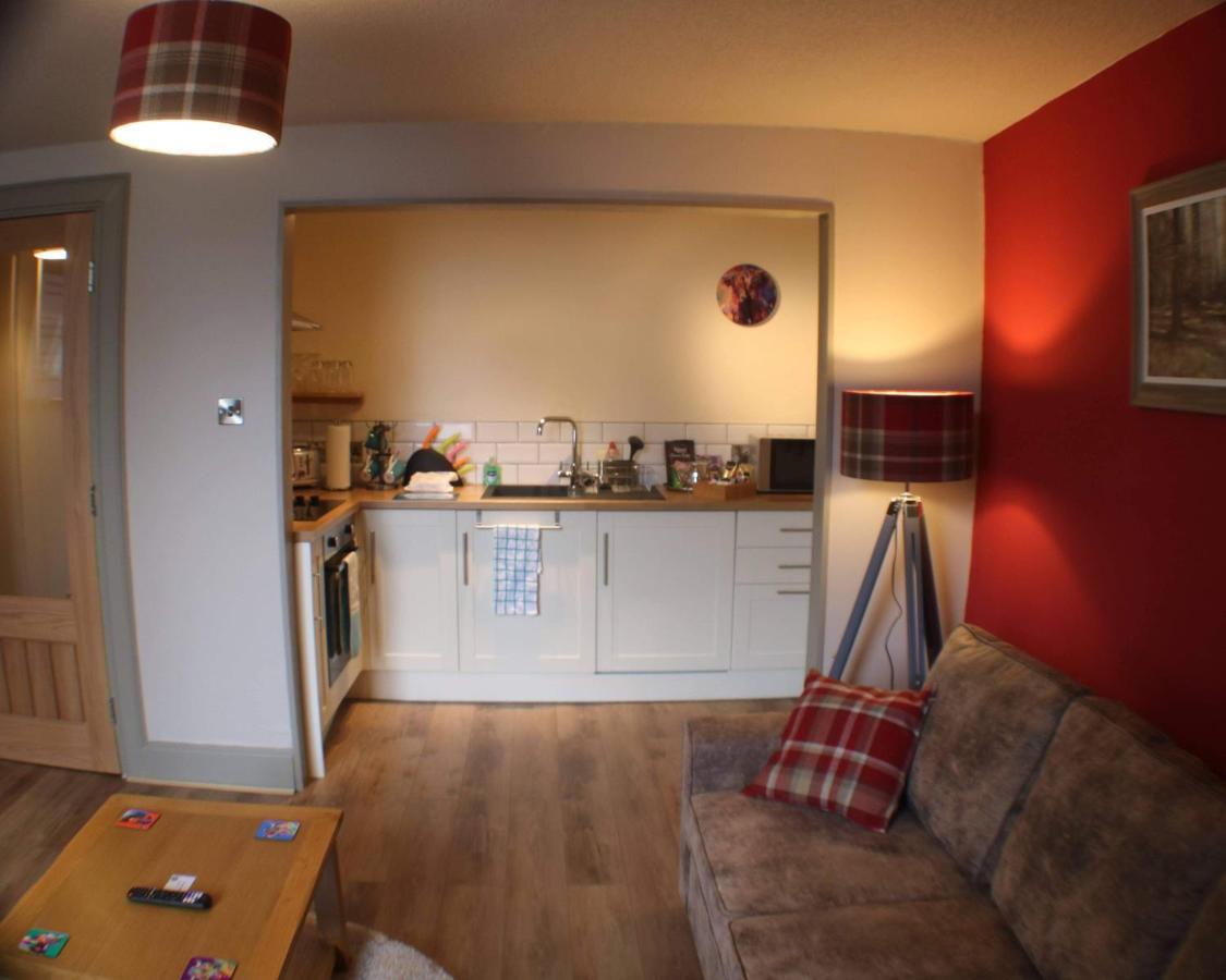 Immaculate 1 Bed In Scotland Apartment *