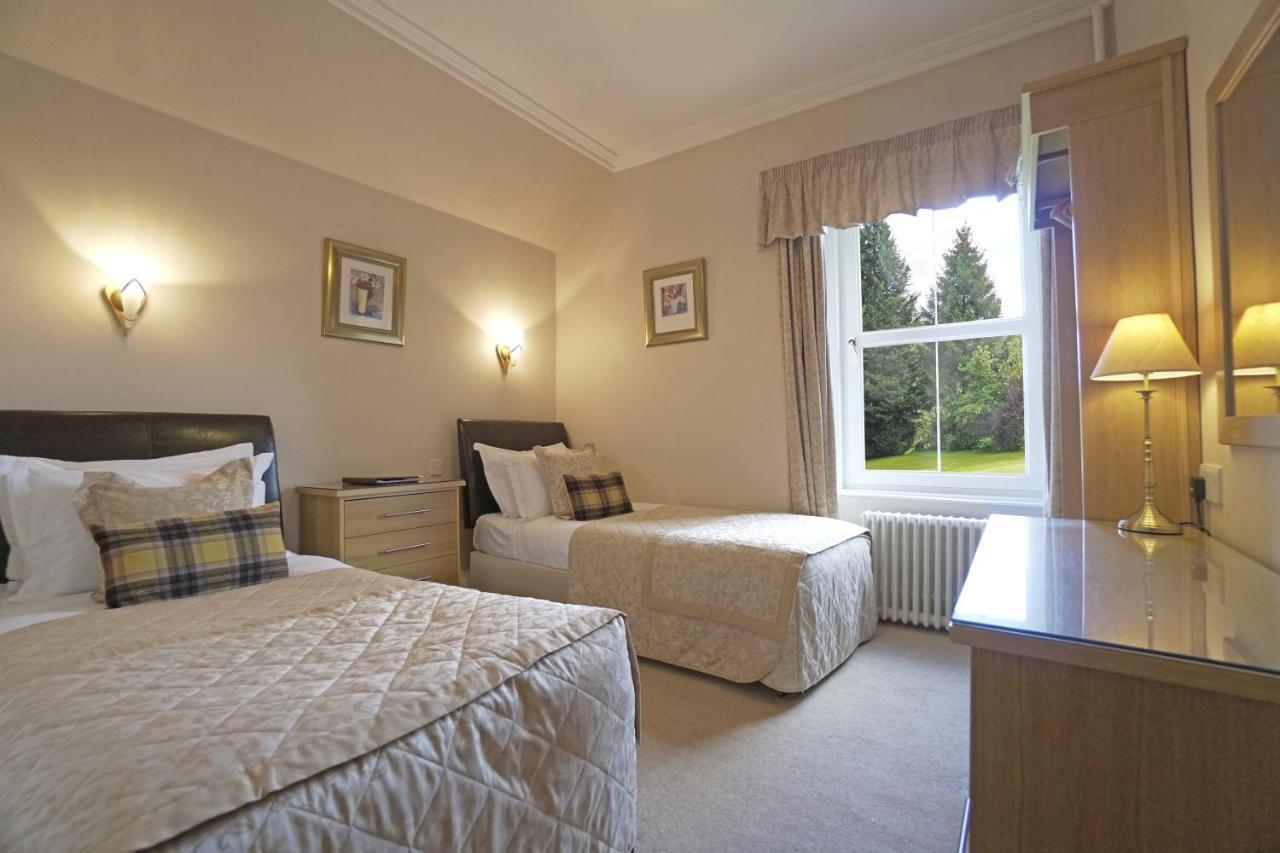 Tigh Na Cloich Hotel
