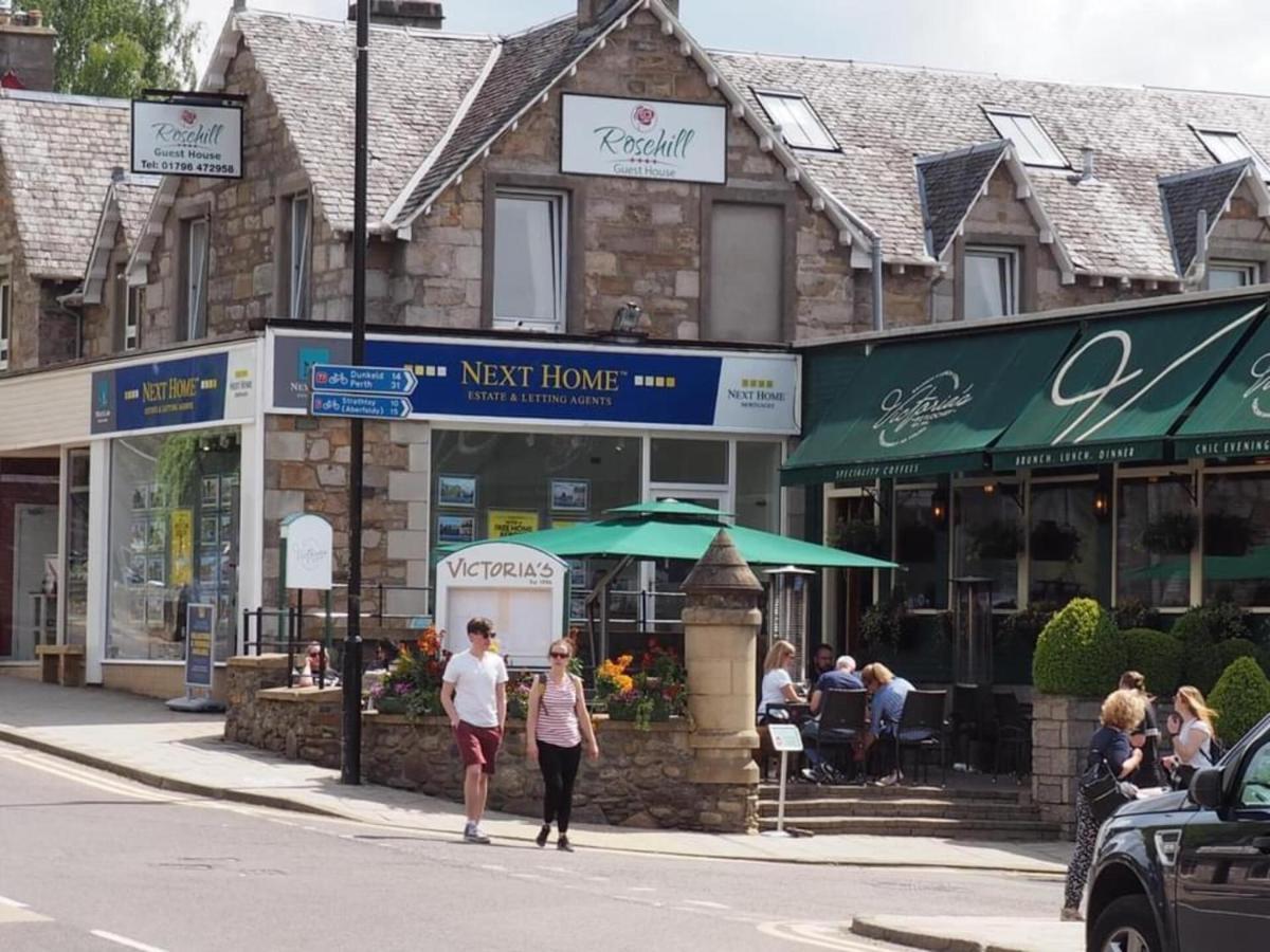 Immaculate 1 Bed In Scotland Apartment *