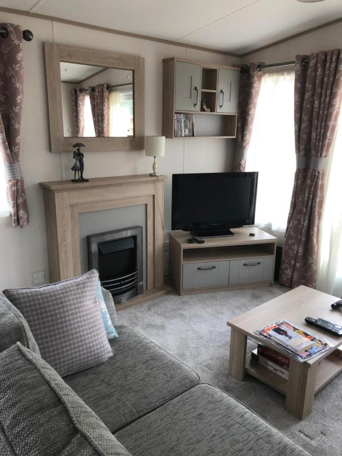 Holiday home Luxury 2 Bedroom Caravan In Stunning Location *