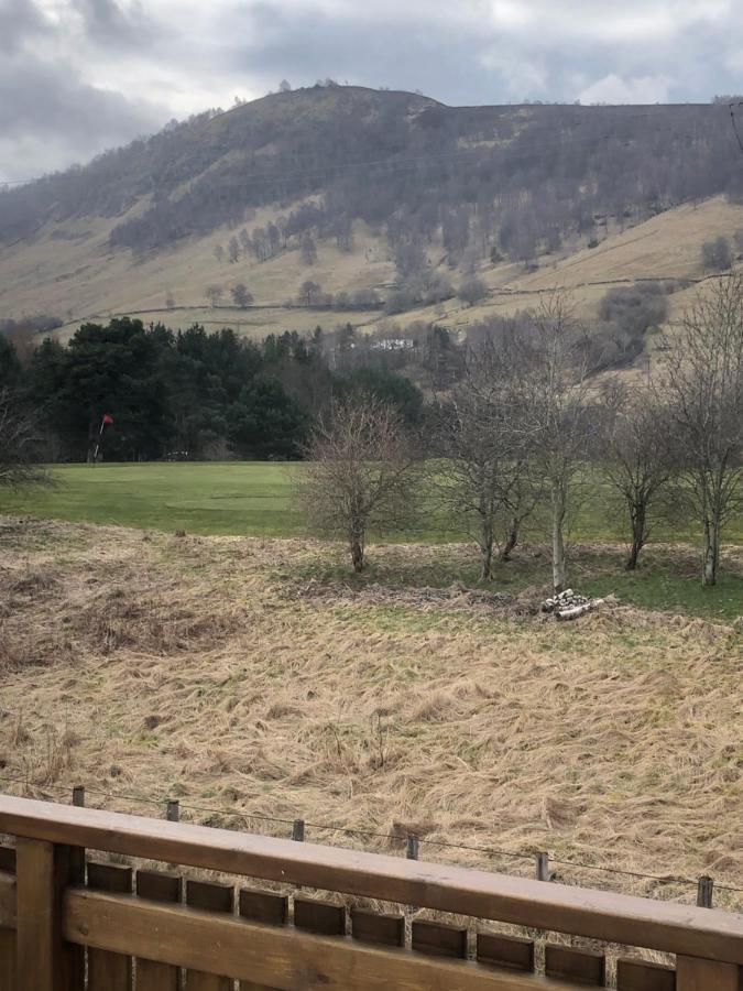 Luxury 2 Bedroom Caravan In Stunning Location *