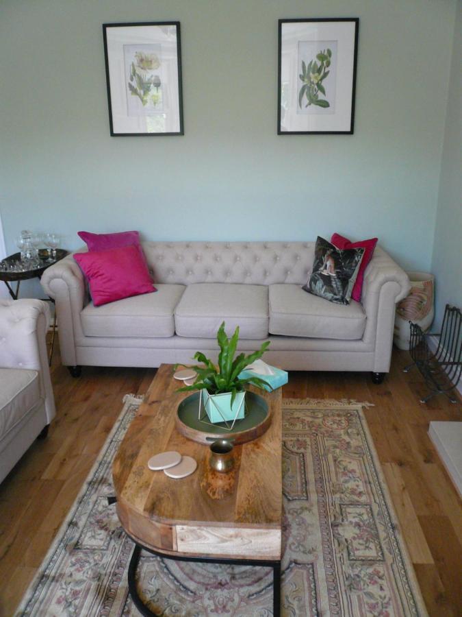Woodburn Ground-floor In Quiet Setting In Apartment *