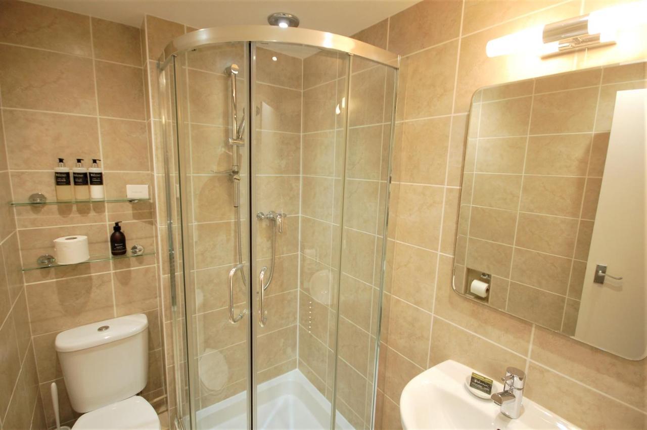 Tigh Na Cloich Guest house *