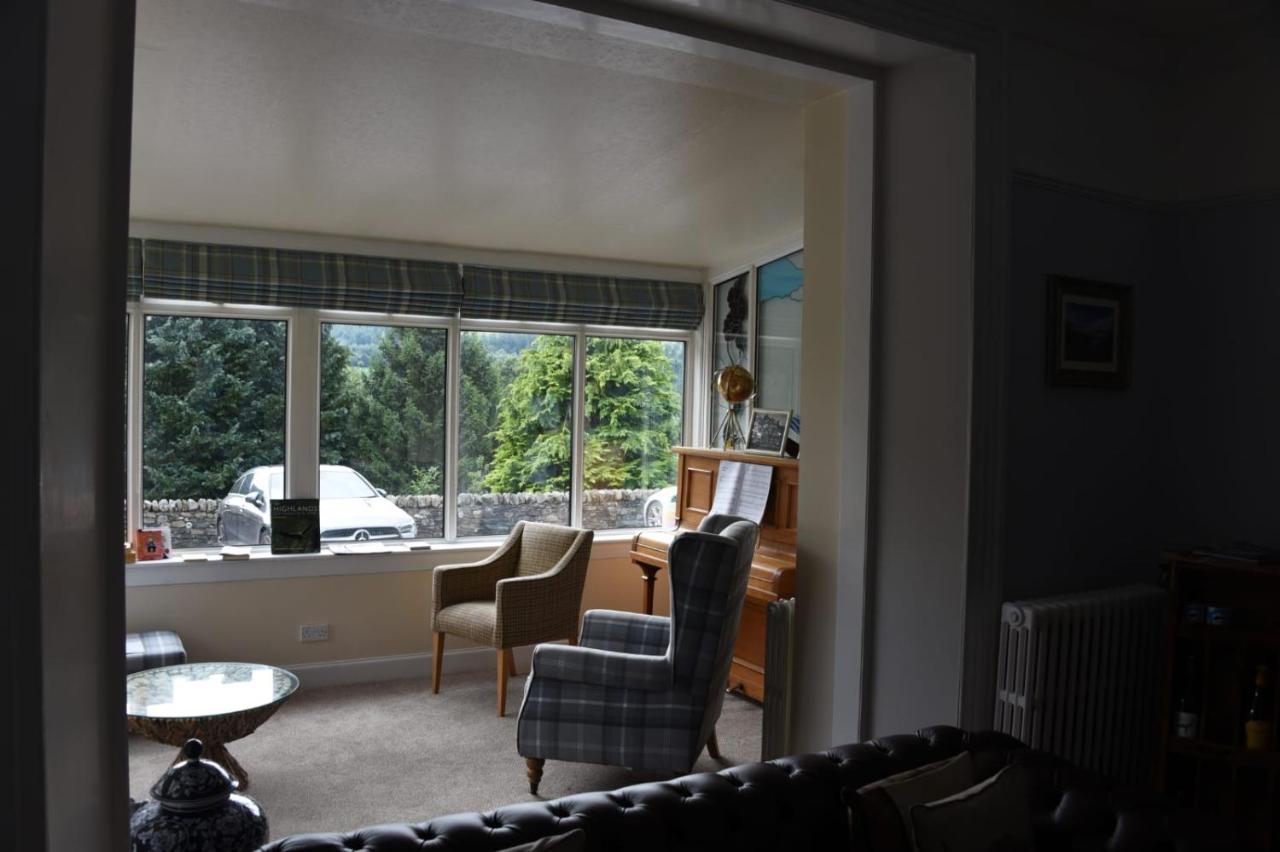 Tigh Na Cloich * Pitlochry