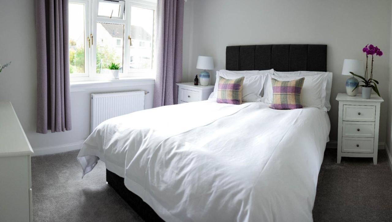 Lovely 2 Bed House In Holiday home *