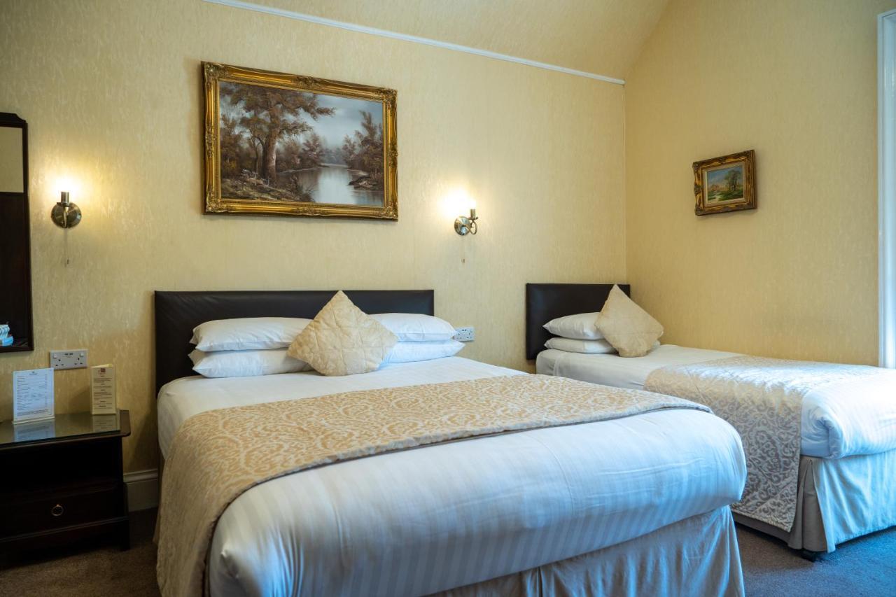 Westlands Of 4*