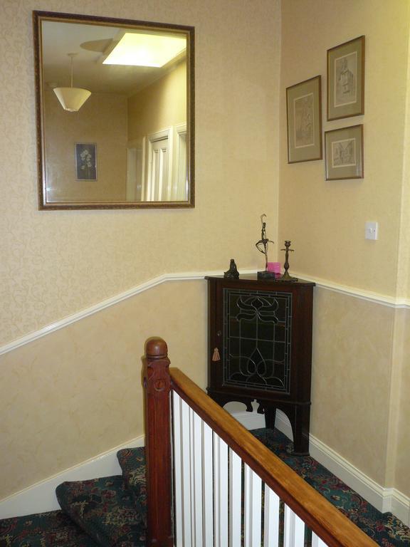 Bed & Breakfast Woodburn House 4*