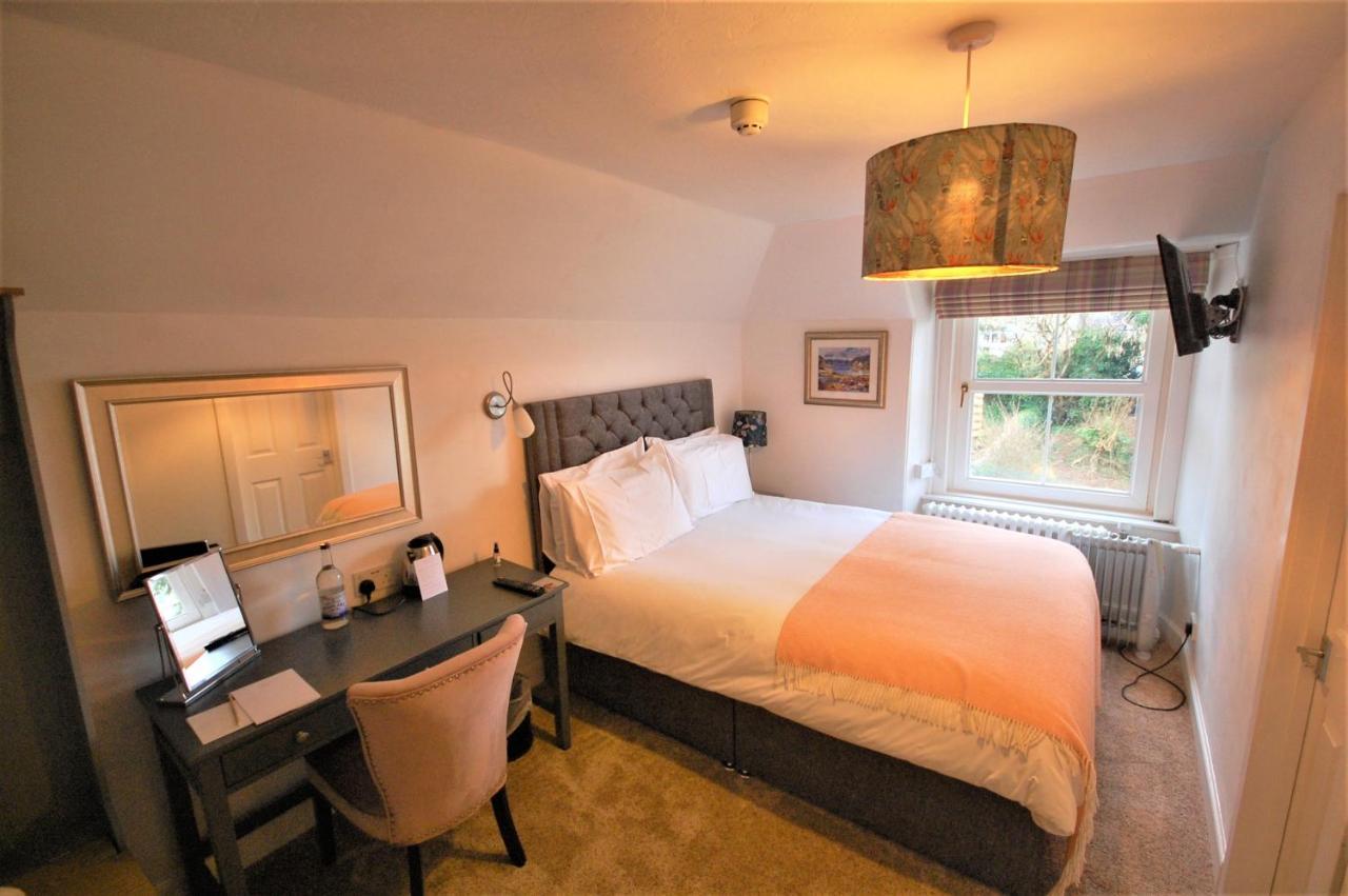 Tigh Na Cloich Guest house