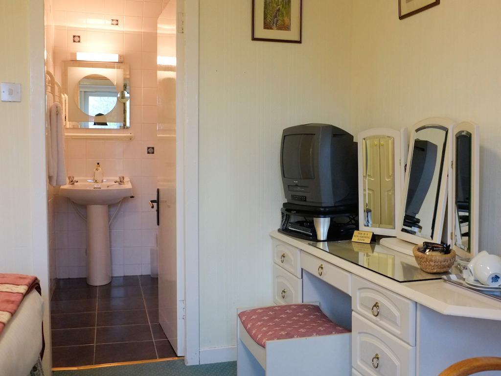 The Well House 4*