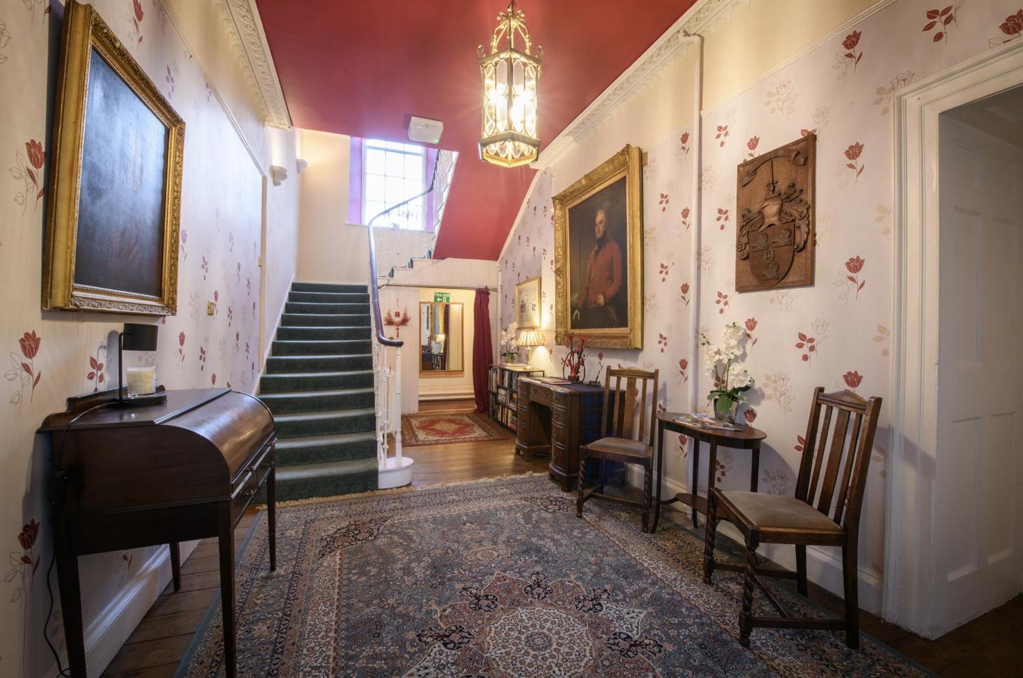 Dunfallandy House Hotel *
