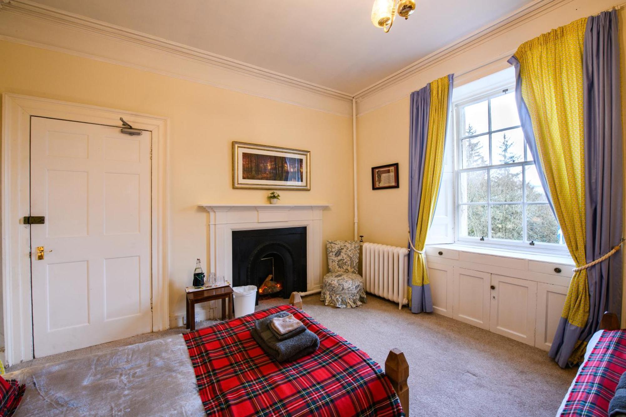 Dunfallandy House