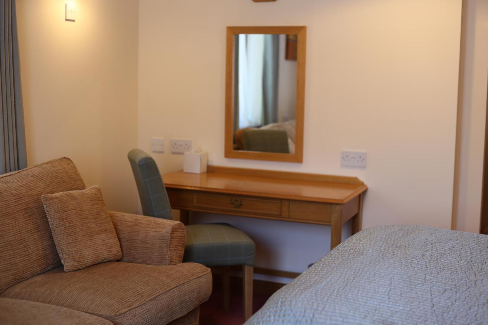 Dundarach 3*