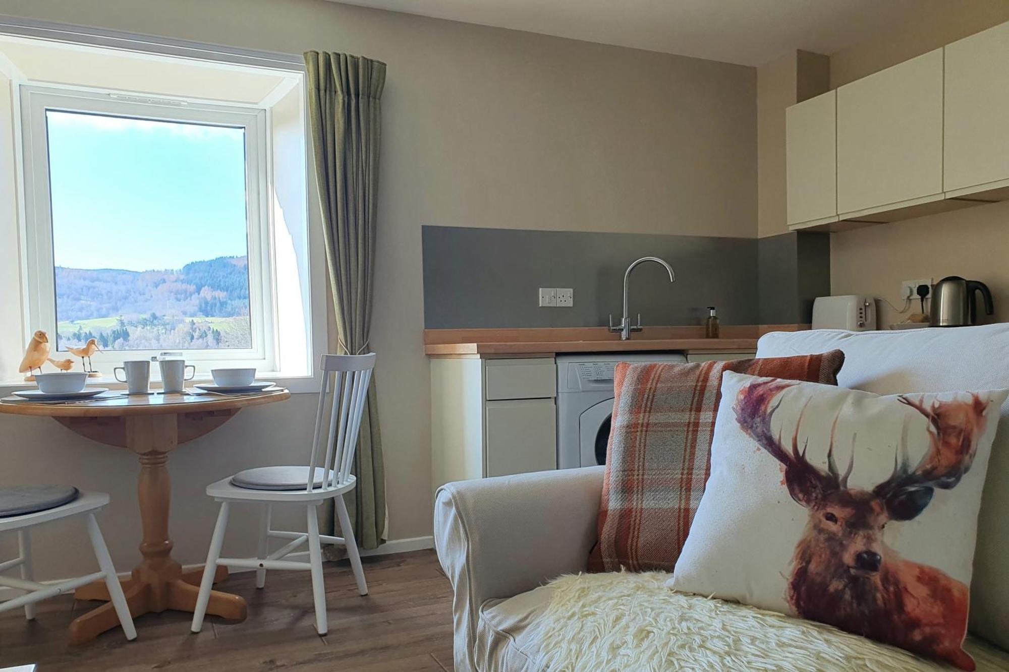 Elmwood House Apartment *