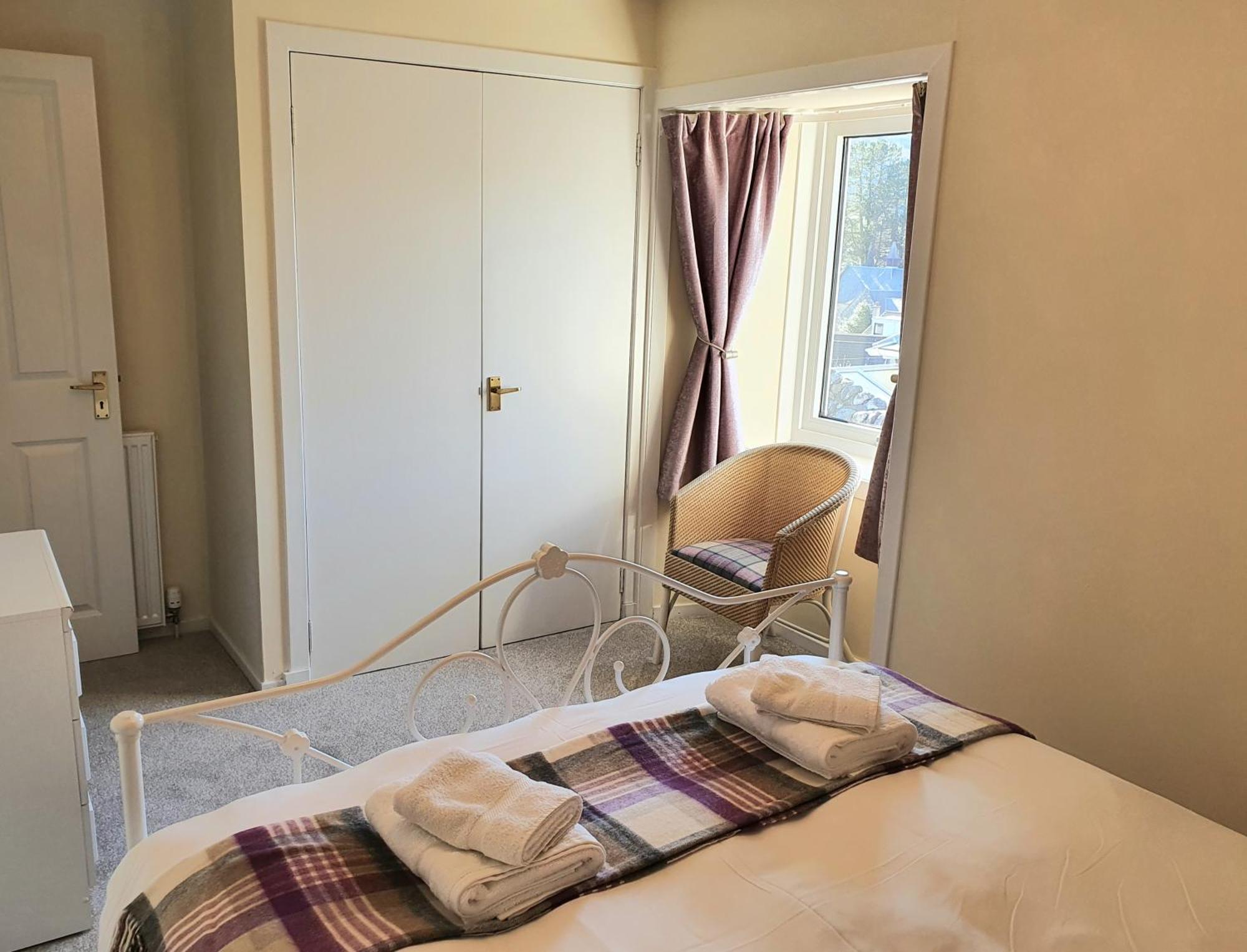 Elmwood House Apartment