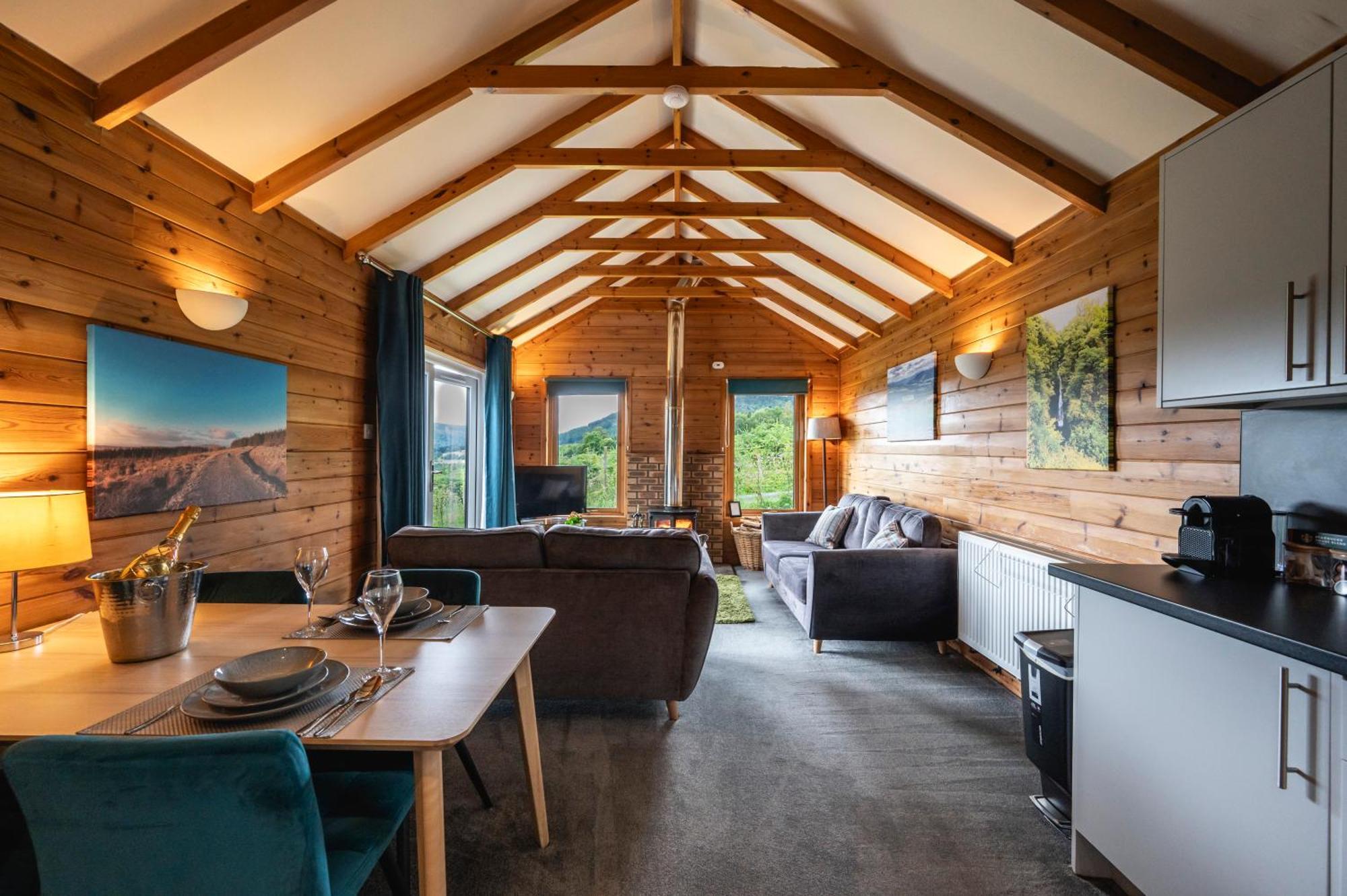 Kinnaird Woodland Lodge *