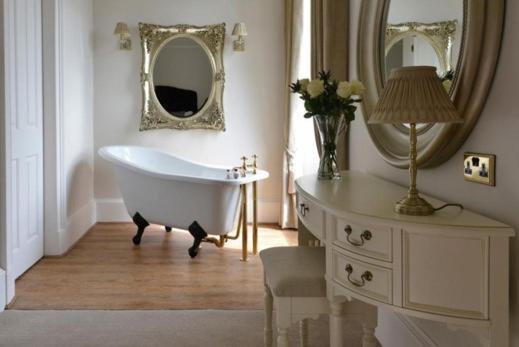 Wellwood Manor Guest house