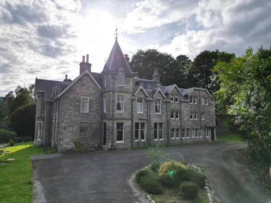 Wellwood Manor Guest house Pitlochry