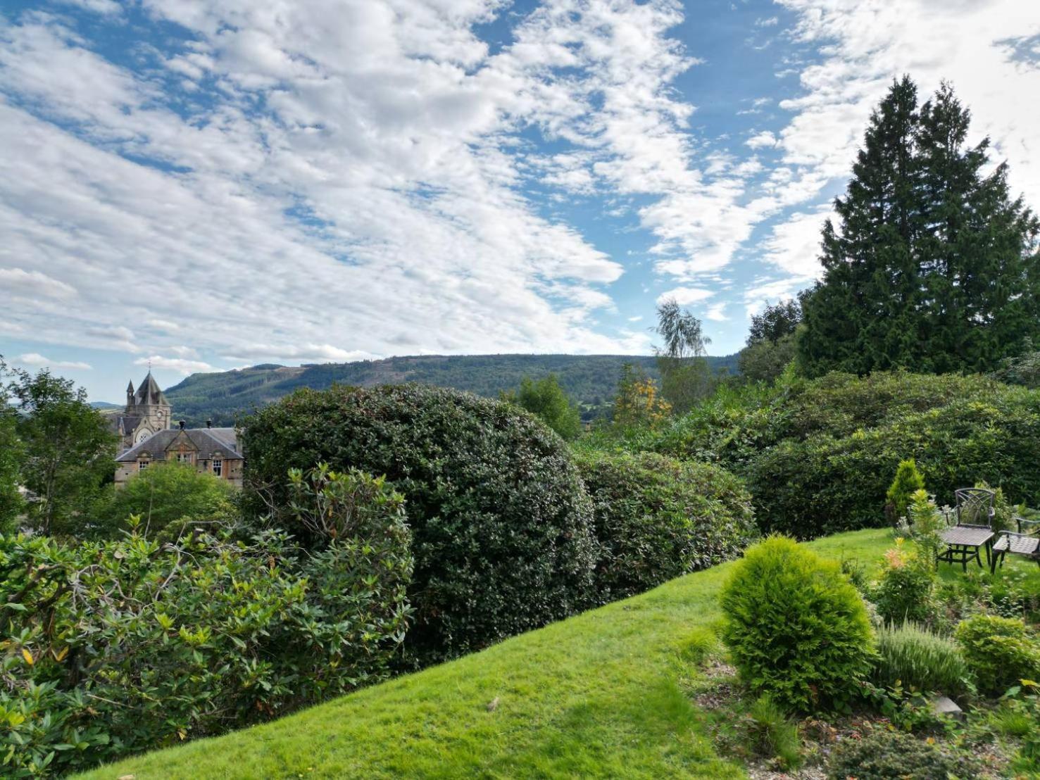 Wellwood Manor Guest house Pitlochry