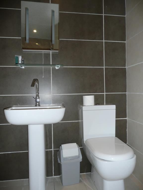 Rosemount Hotel