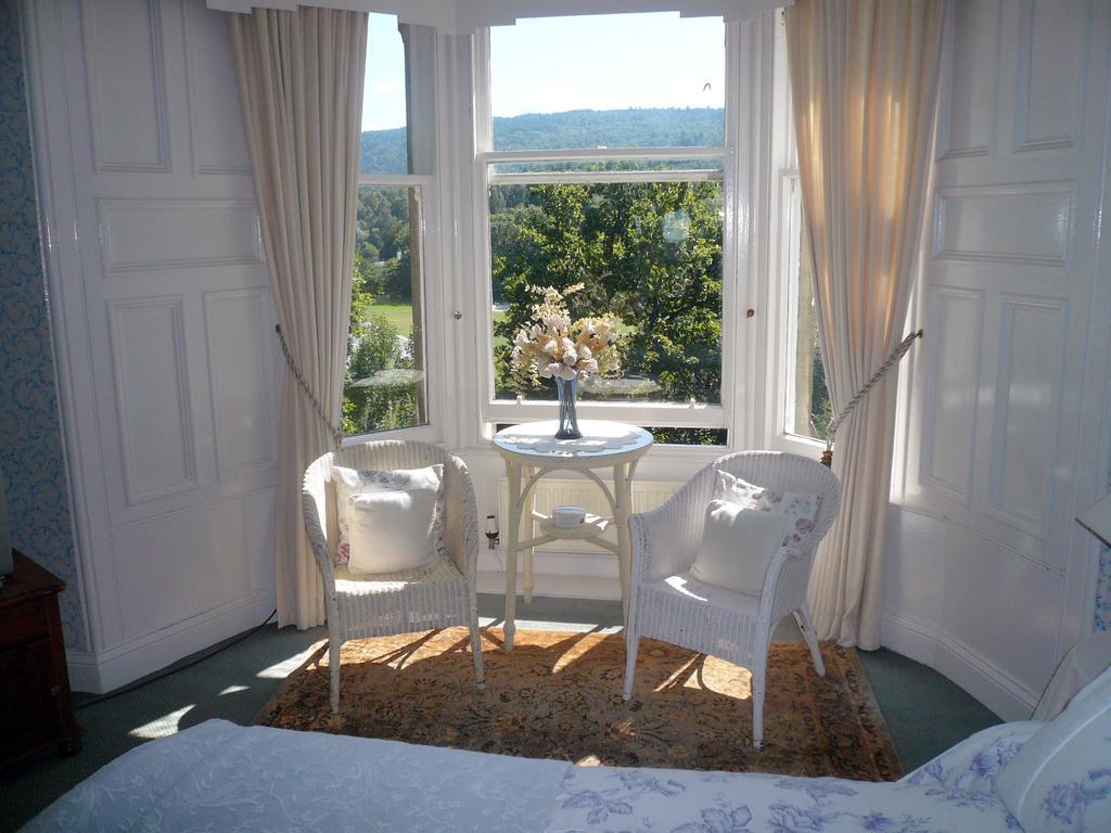 Woodburn House 4*