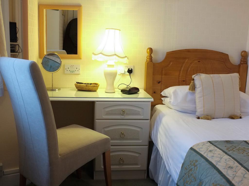 Bed & Breakfast The Well House 4*