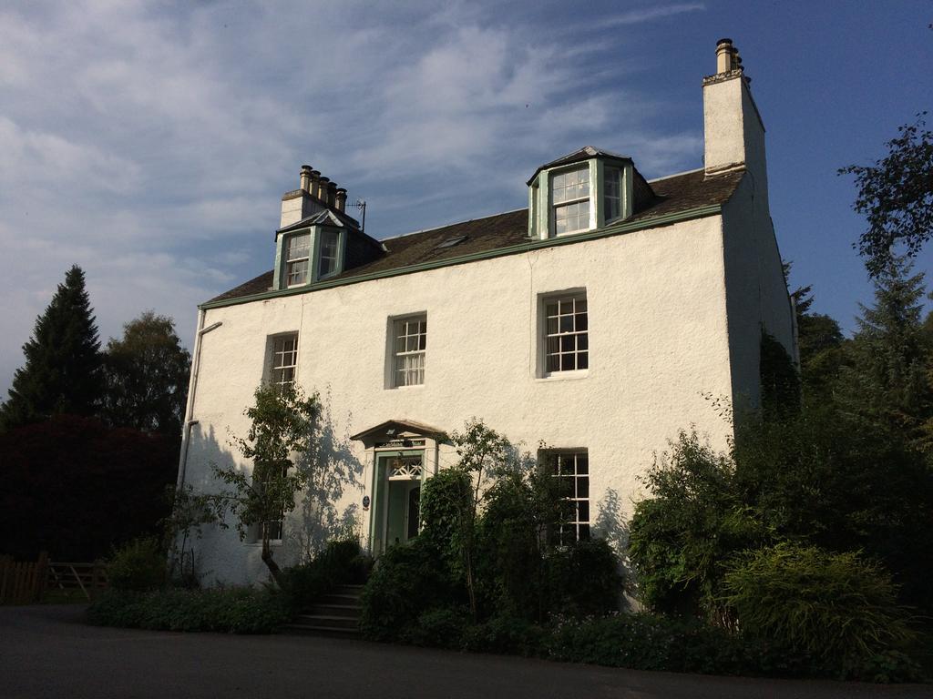 Guest house Dalshian House 4*