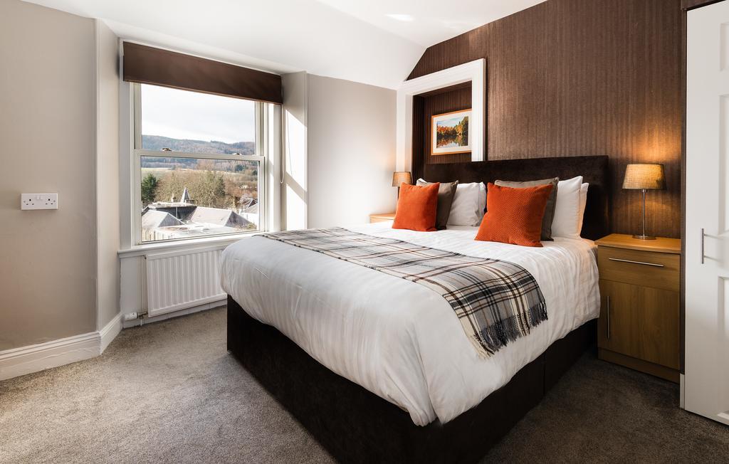 Derrybeg 4*