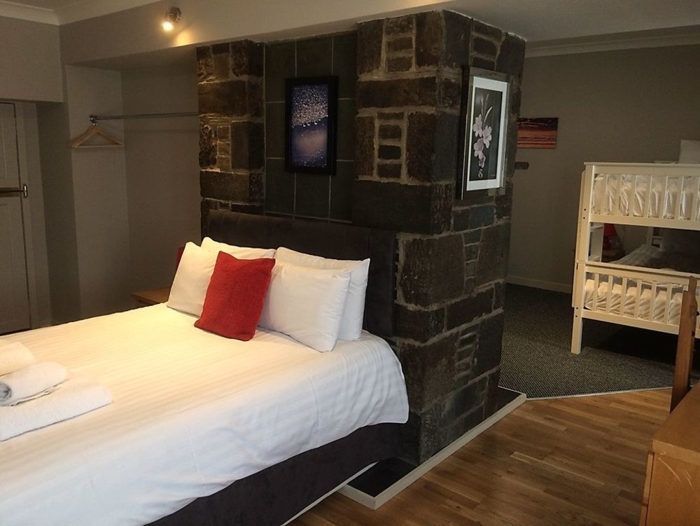 The Ballinluig Inn Hotel