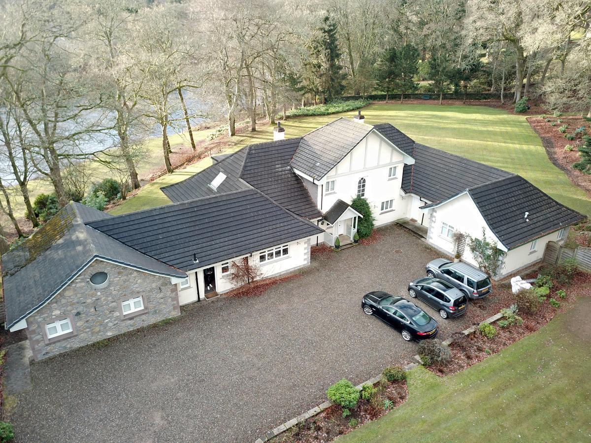 Riverwood Strathtay Country house *