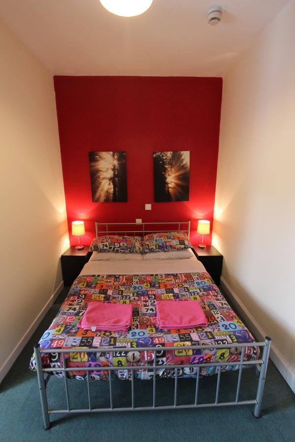 Backpackers Hostel *