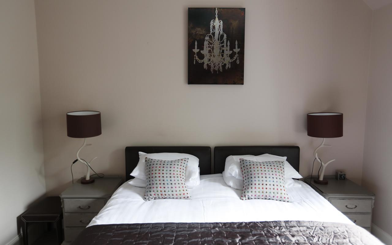 Bed & Breakfast Roseburn 4*