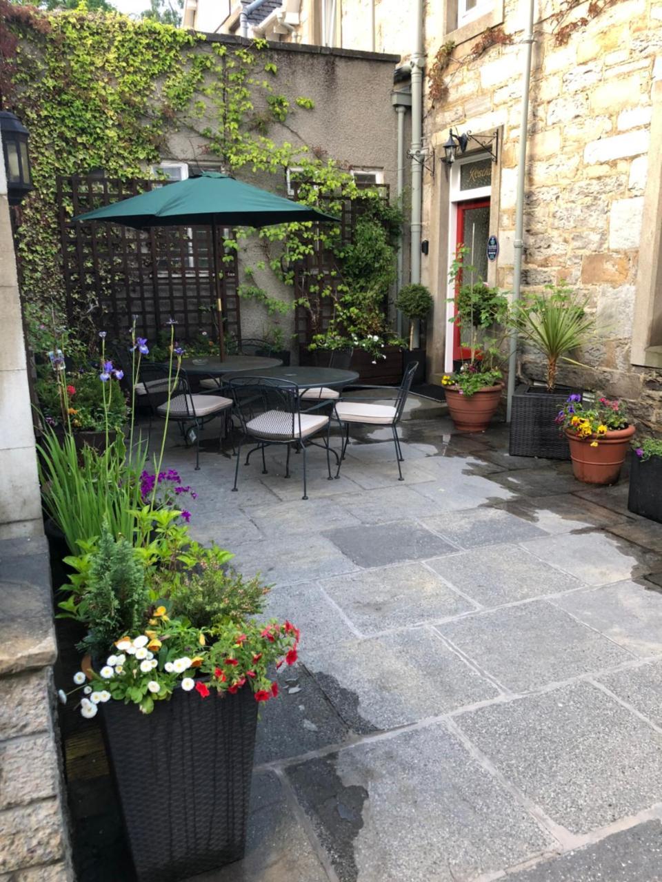 Rosehill Bed & Breakfast 4*