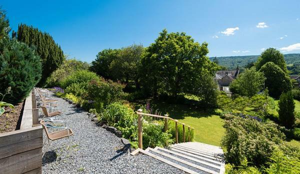 Derrybeg 4*