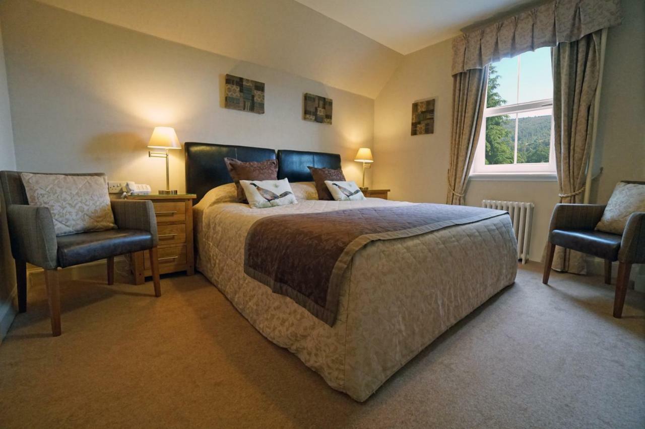 Tigh Na Cloich Hotel