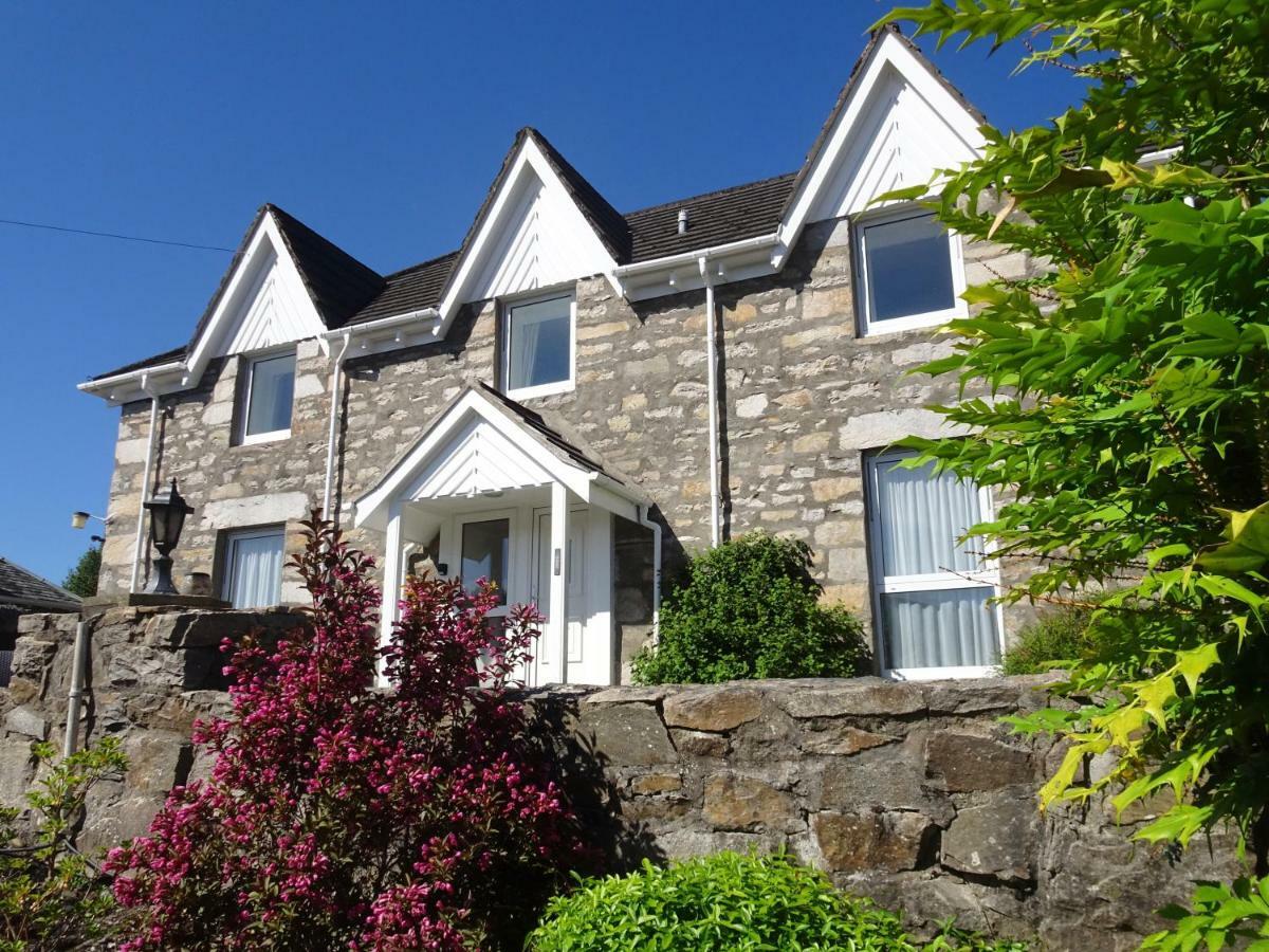 Elmwood House *