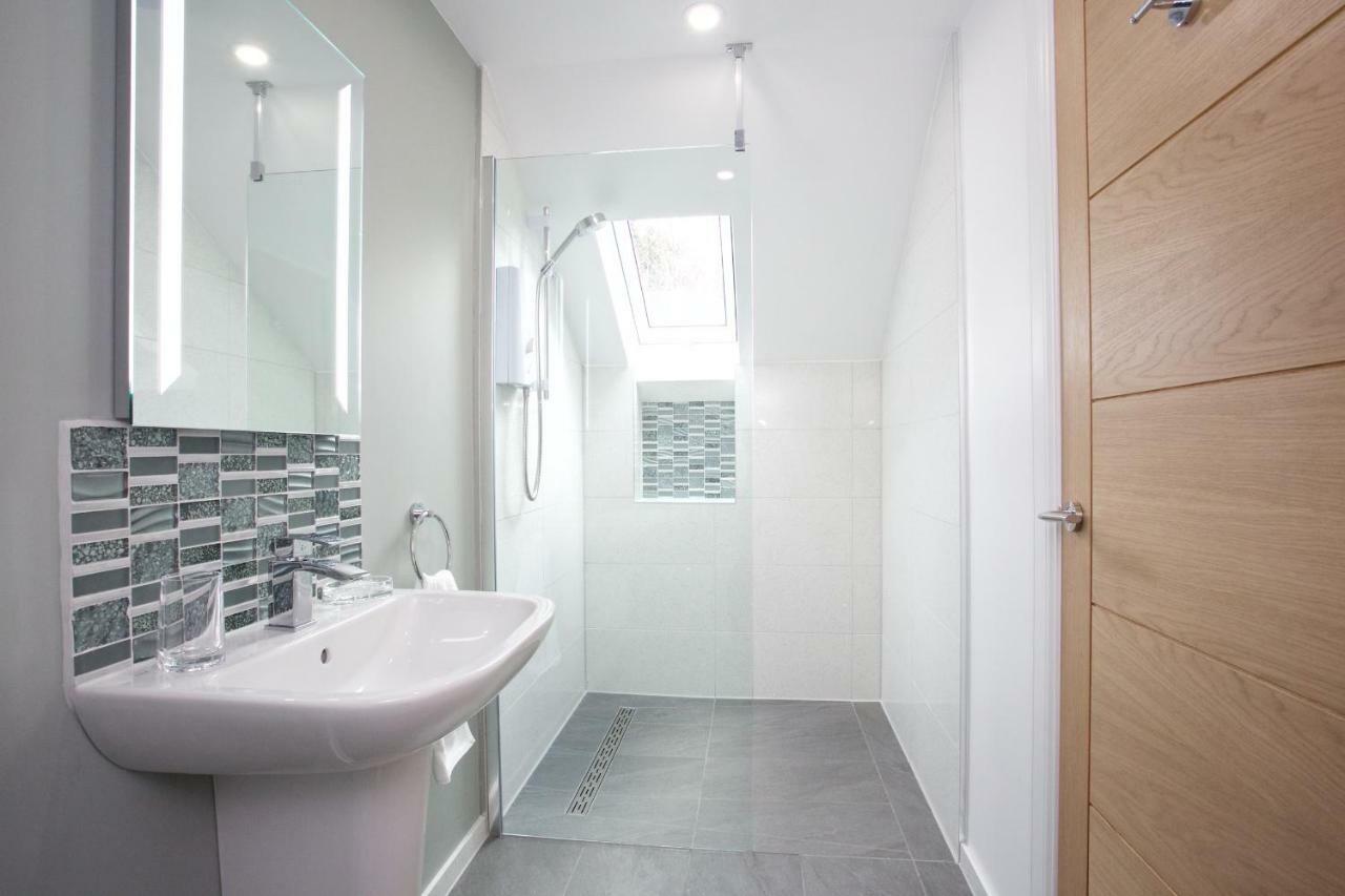 Dunmurray And Loft Guest house 2*