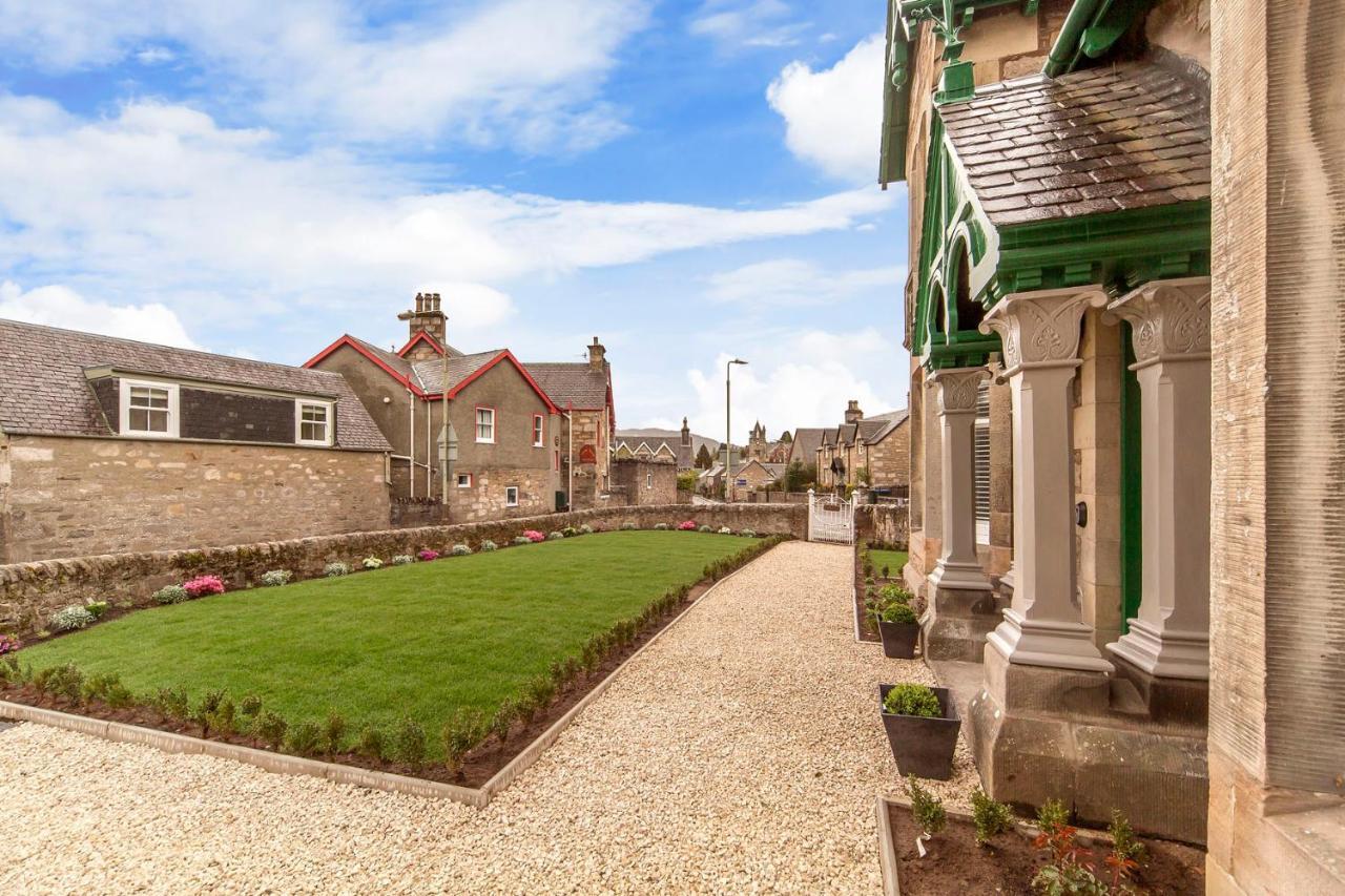 Inveresk House *