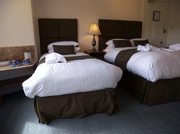 Rosemount Hotel