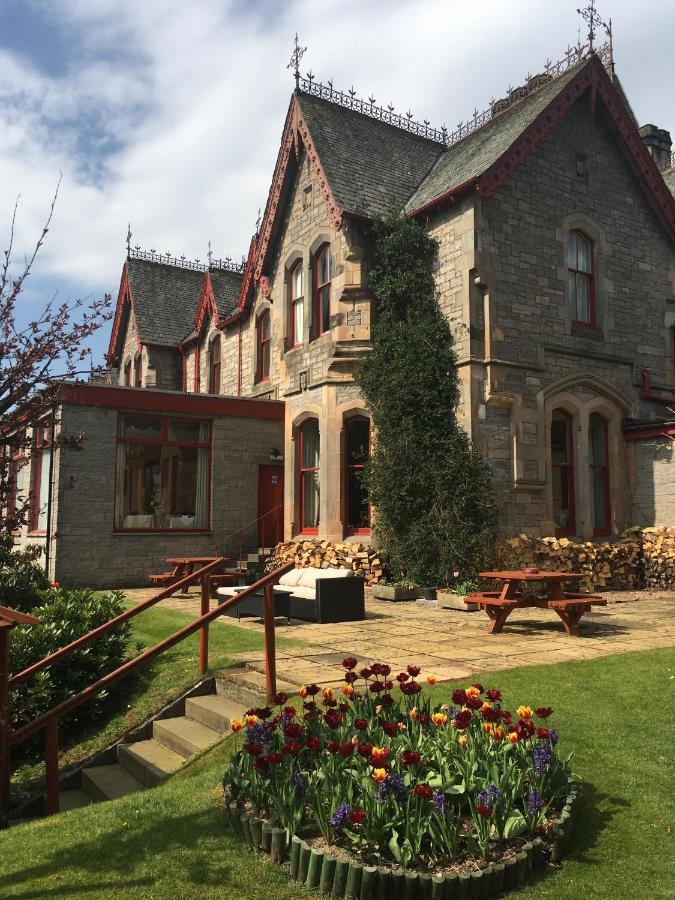 Dundarach Hotel 3*