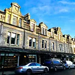 Struan House