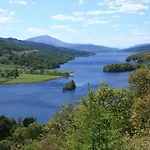 Craigmhor Lodge & Courtyard