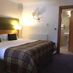 Craigmhor Lodge & Courtyard