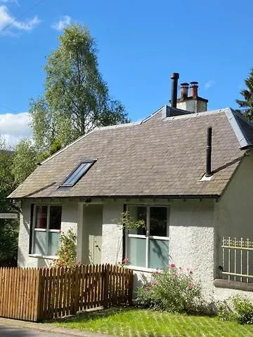 Cobbler\'S Cottage At Kindrochet, Strathtay